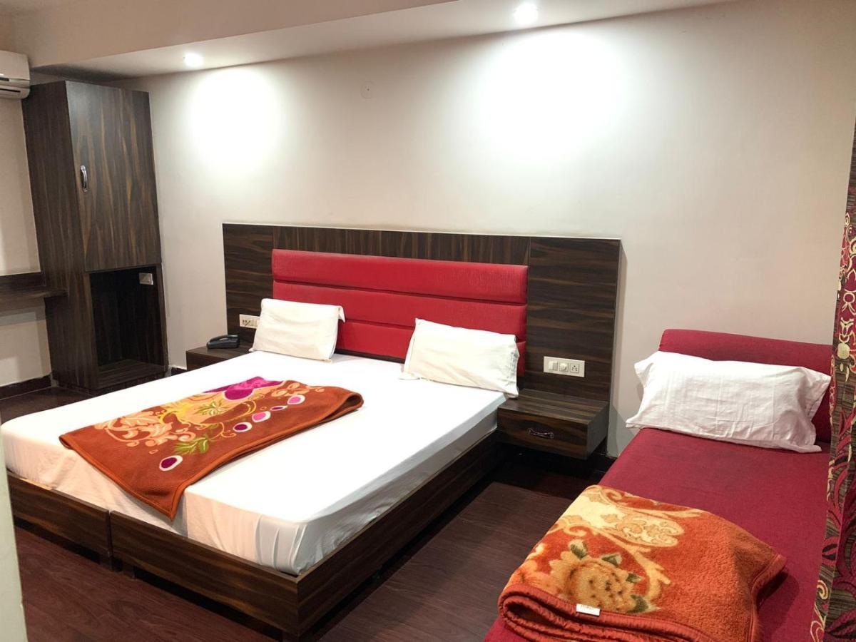 Hotel Sukhman Residency Амритсар Экстерьер фото